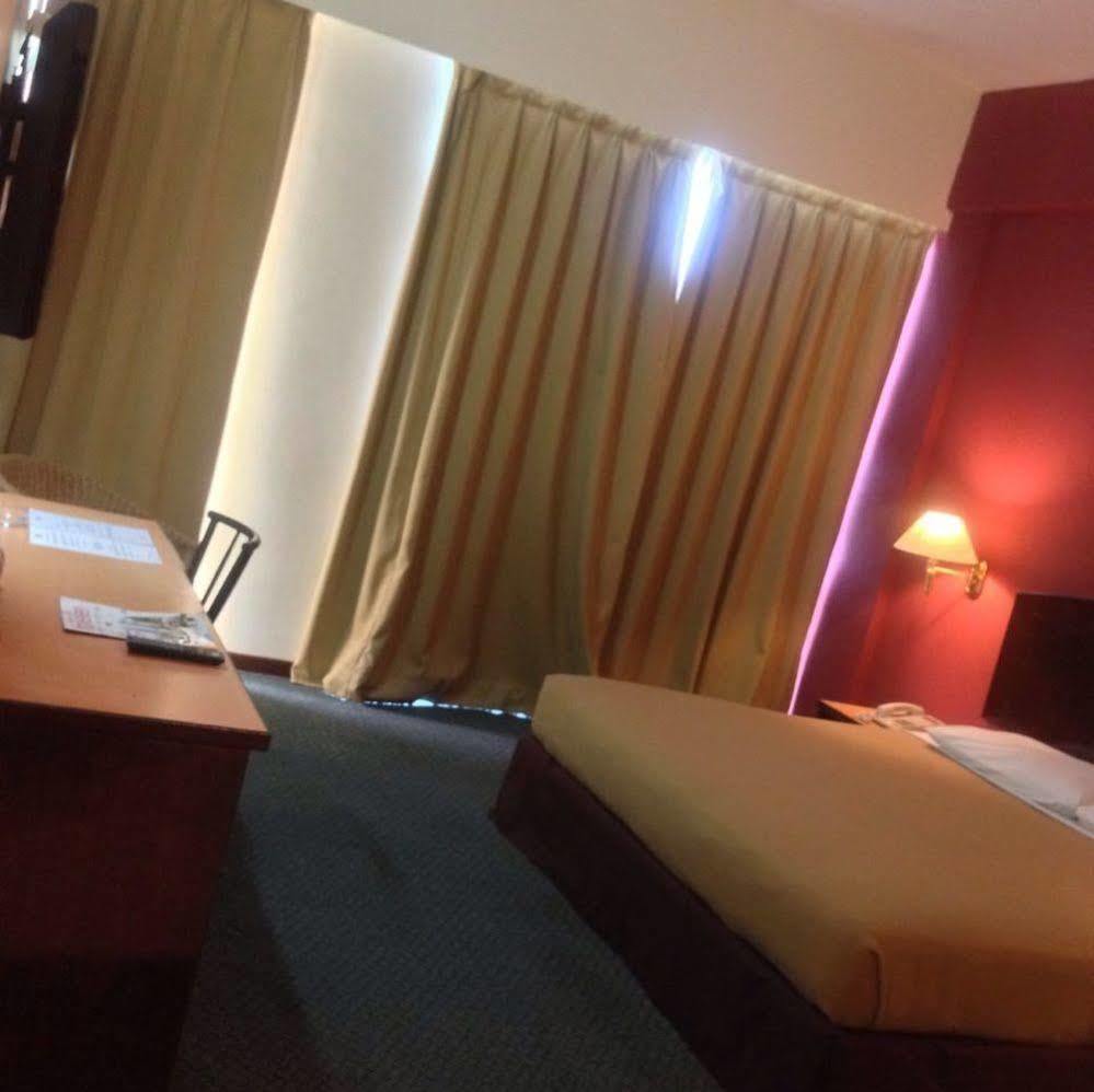 Hotel Caliber 쿠알라룸푸르 외부 사진